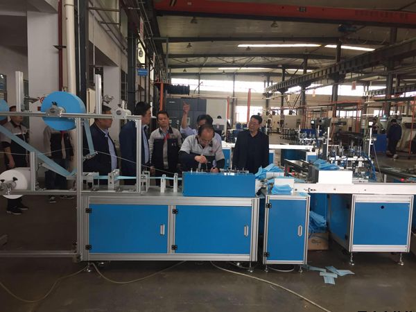 泓源公司領(lǐng)導(dǎo)班子深入豐收、泓盛達(dá)公司開展工作調(diào)研(圖2)